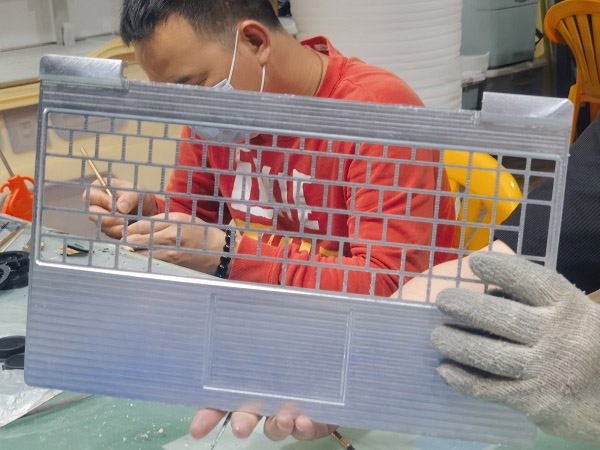 平板電腦打磨